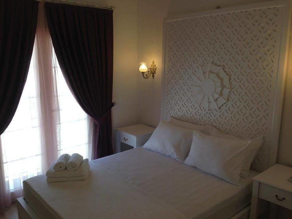Alacati Alaris Hotel エクステリア 写真